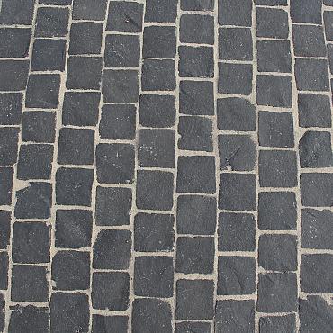 Lux Tb Natuursteen Keien Per Kr Tb basalt Rion 10x10x5/7 [301142]